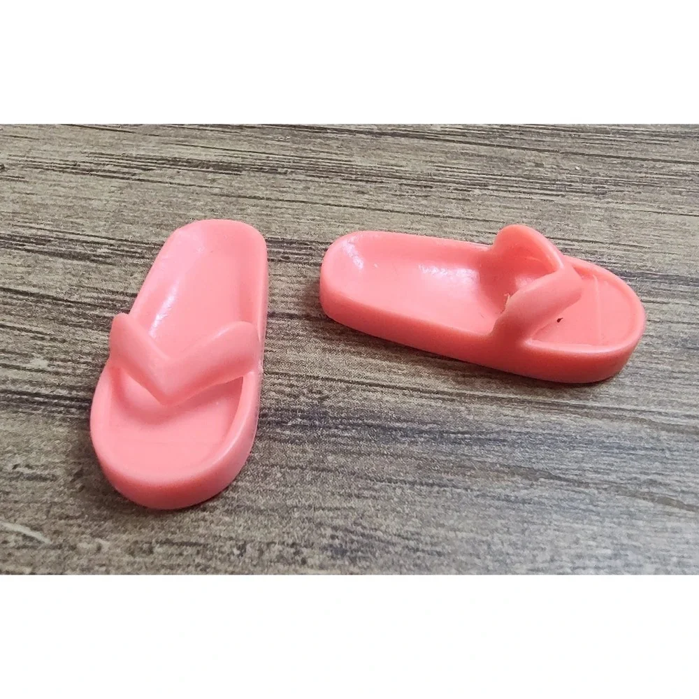 BARBIE SHOES Neon PINK FLIP FLOPS SANDALS CASUAL SUMMER FASHION STYLE DOLL SHOES